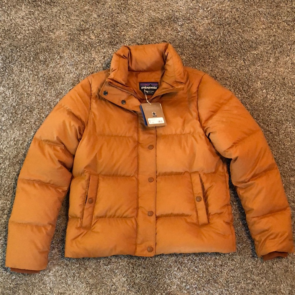 NWT: Patagonia Down Jacket RARE